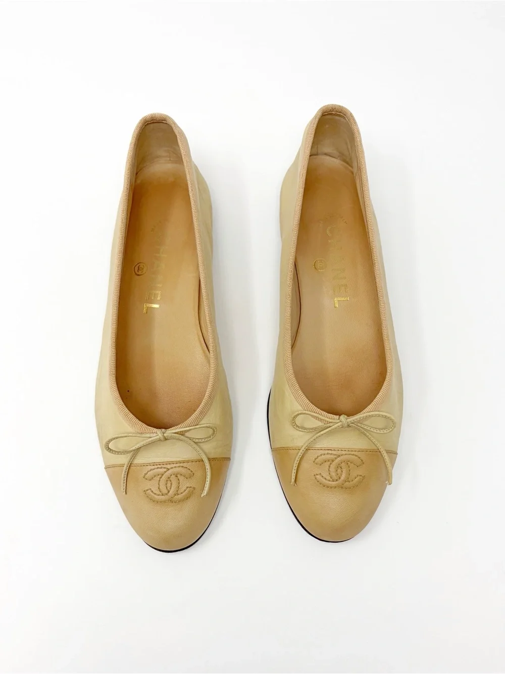 CHANEL Classic Cream Lamb Leather Ballerina Flats size 38